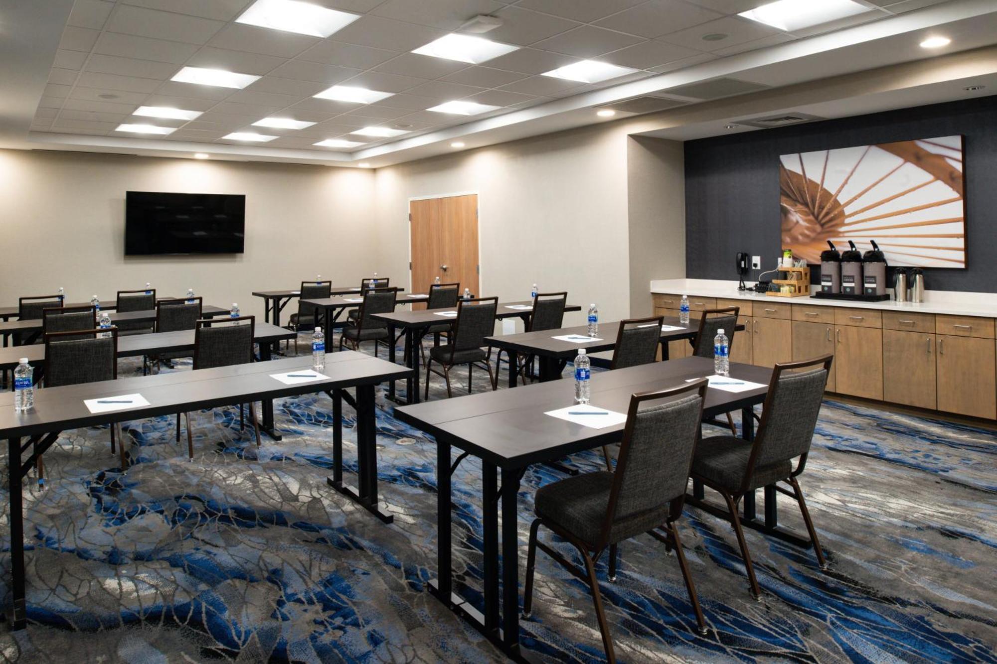 Fairfield Inn & Suites By Marriott Charlotte University Research Park Eksteriør bilde